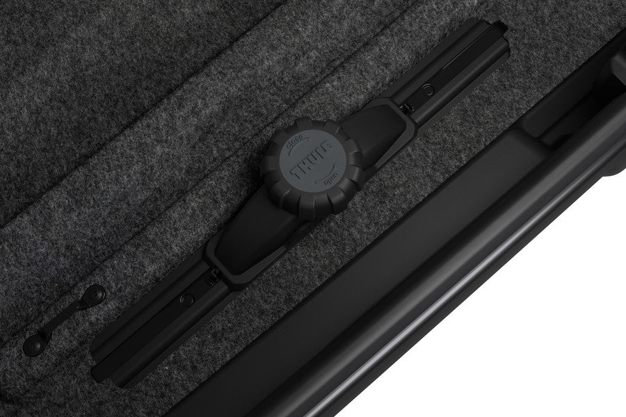Thule Vector L Black Roof Box 430L - Image 5